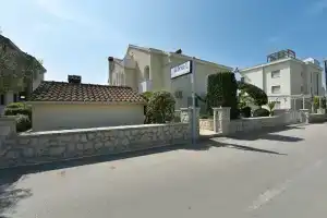 Adria Apartments, Козино