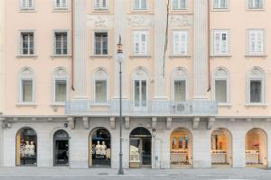 Emporio di Joyce, Триест