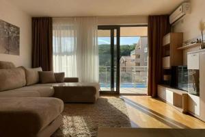 Bh One bedroom Apartment - shared pool, Пржно