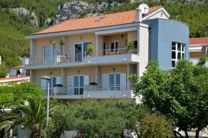 Apartments Antonio, Тучепи