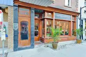 Bernard BnB, Монреаль