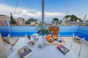 Gregos Rooftop Suite Sea View & Parking, Керкира