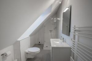 Butz home, Шарбойц