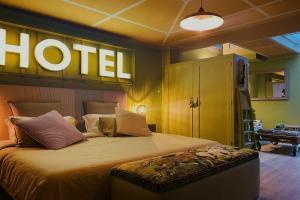 Comfortable studio Strada Maggiore 51, Болонья