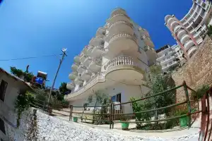 Top Sea View Apartments, Саранда