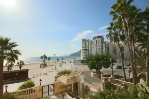 Exclusive Luxury Frontline Apt. Amazing Views, Кальпе