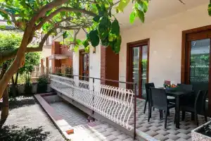 Lemon Tree Apartments by Wonderful Italy, Джиардини-Наксос