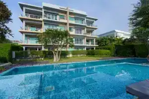 Baan SanPluem Beachfront Condominium, Хуахин