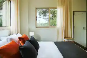 Phaedrus Living: City View Luxury Iras Flat 102, Никосия