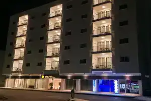 Sveltos Residence Suites, Ларнака