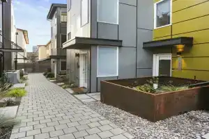 Modern Sustainable Design in Ballard, Сиэтл