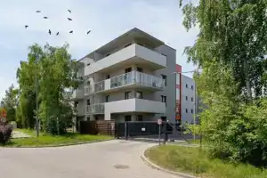Chełmońskiego by Renters Prestige, Краков