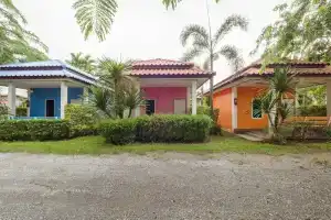 Oyo 944 Review Resort, Саттахип