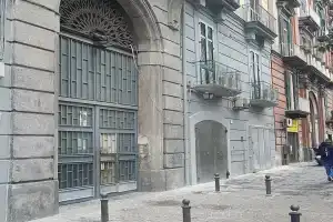 Your Home In Naples, Неаполь