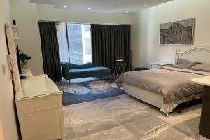 Luxury Studio Damac Tower - 1 Bedroom, Амман