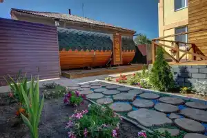 Hillside Karakol B&B, Каракол
