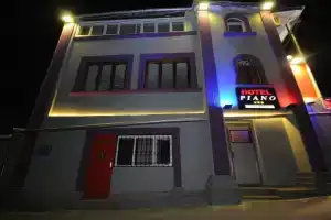 Hotel «Piano», Тбилиси