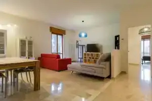 Alle mura apartment, Верона
