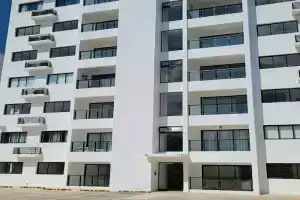 Torre de lujo con piscina y seguridad, Сантьяго