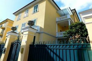 Appartamento in Villa, Леванто