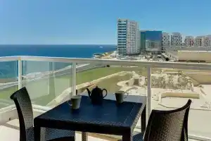 Modern Apartment With Stunning Seaviews, Валетта