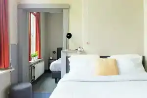 Entree, Брюгге