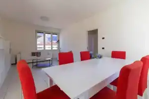 Appartamento Innominato, Лекко