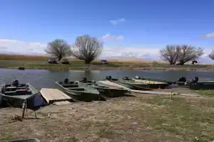 Рыболовная база «Сазанья бухта», Верхние Колки