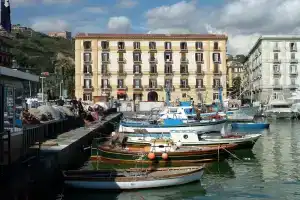 Мини-отель «Caracciolo 10», Неаполь