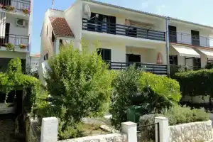 Apartments Bolanca, Примостен