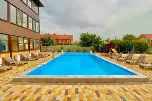 Гостевой дом «MoreON», Ейск