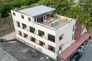 Club 22 Kamala Suites, Камала