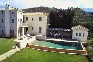 Luxurious Sea & Olive Private Villa - Pool, Каламата