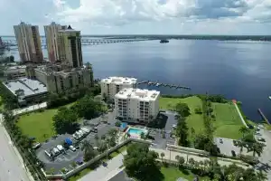 Palm Beach Landings A606, Форт-Майерс