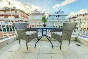 Vila Zoi, Паралия-Катерини