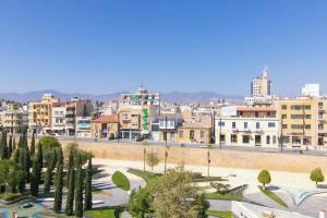 Phaedrus Living Plateia Suite Verde, Никосия