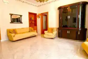 Trekking Lovers Vacation Home With Town View, Минори
