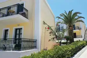 Camari Garden Hotel Apartments, Герани