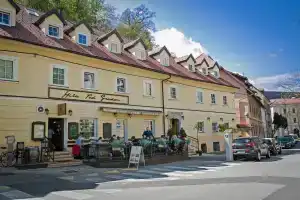 Apartments Hiša Pod Gradom, Любляна