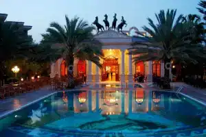 Yetkin Club Hotel, Конаклы