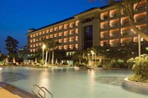 Pullman Hotel & Pullman Living Dongguan Forum, Дунгуань