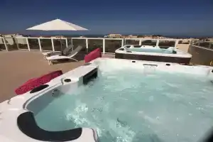 Gozo Windmill Apartments, Кала