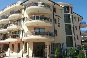 Hotel «Golden Lion», Приморско