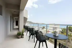 Niro Beachfront Living, Сталида