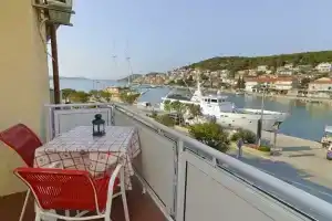 Ive - With sea View - A1, Тисно