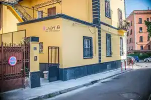 Bed & Breakfast Lady-B, Неаполь