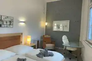 Lovely Rooms Next to the Trainstation Wg, Дюссельдорф