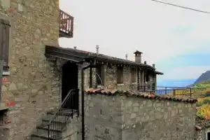 Rustico Pietre Antiche 3, Гарньяно