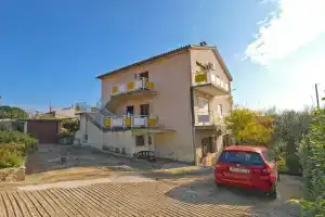 Apartments Susanne 79, Пула