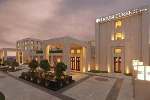 Отель «DoubleTree by Hilton»